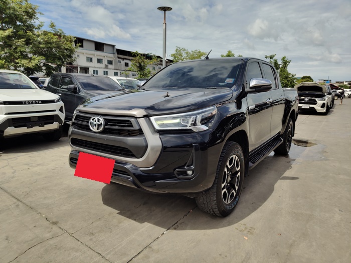 TOYOTA Hilux