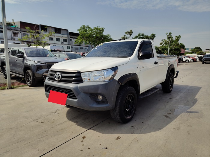 TOYOTA Hilux