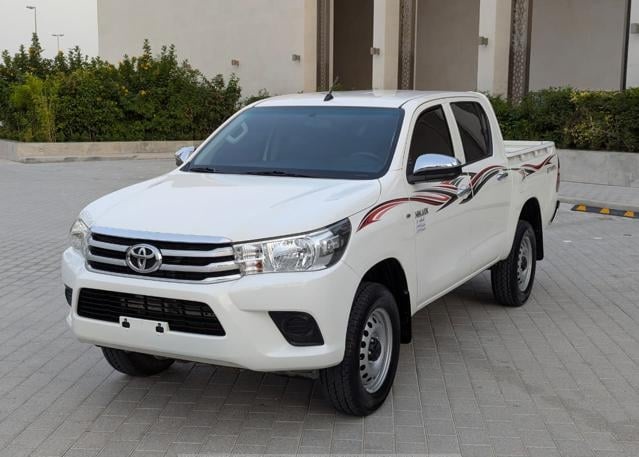 TOYOTA Hilux